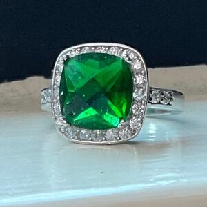 Green Checkerboard Cut Halo Ring Size 7